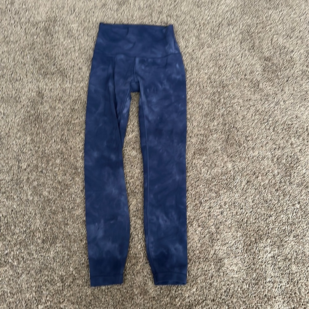 Lululemon leggings size 4 soft long blue  dye dark color